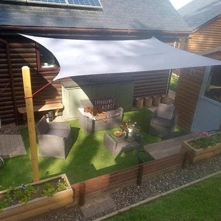 Charming Lodge Cosy Comfortable Ideal Location Blairgowrie and Rattray Dış mekan fotoğraf
