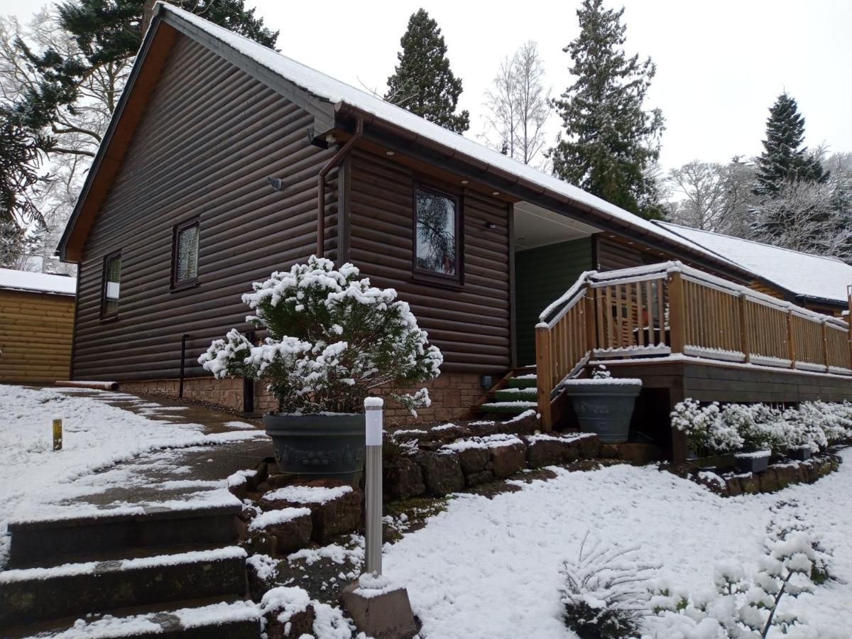 Charming Lodge Cosy Comfortable Ideal Location Blairgowrie and Rattray Dış mekan fotoğraf