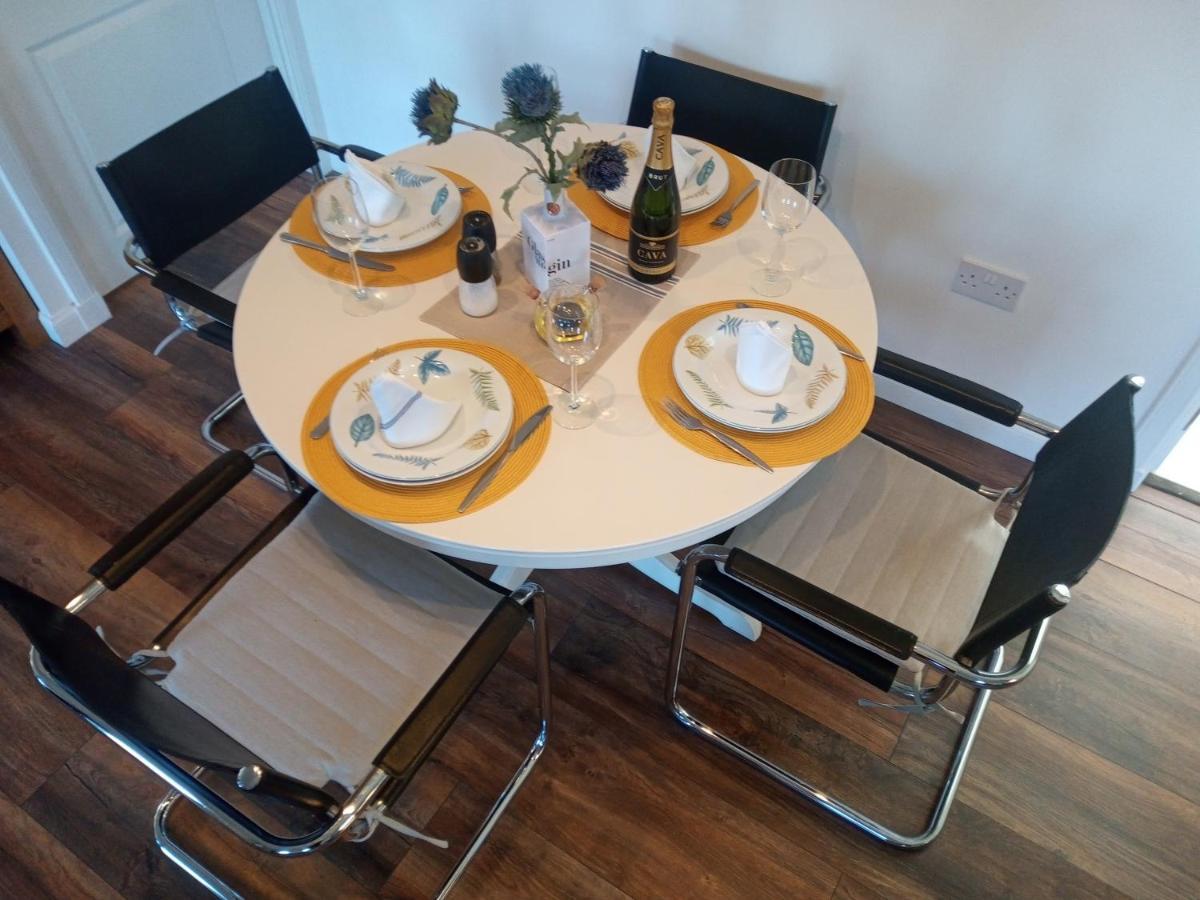 Charming Lodge Cosy Comfortable Ideal Location Blairgowrie and Rattray Dış mekan fotoğraf